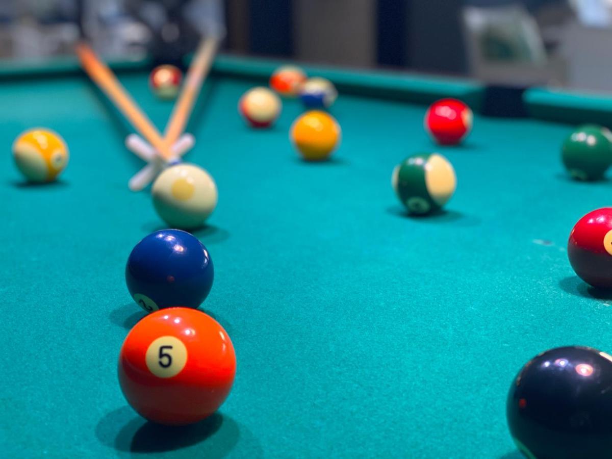 The Oceanic Sportel Phuket - Sha Extra Plus Eksteriør bilde Pool table