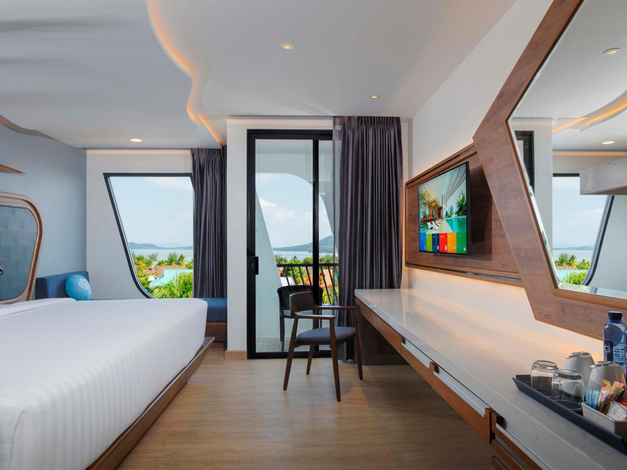 The Oceanic Sportel Phuket - Sha Extra Plus Eksteriør bilde Deluxe Ocean View