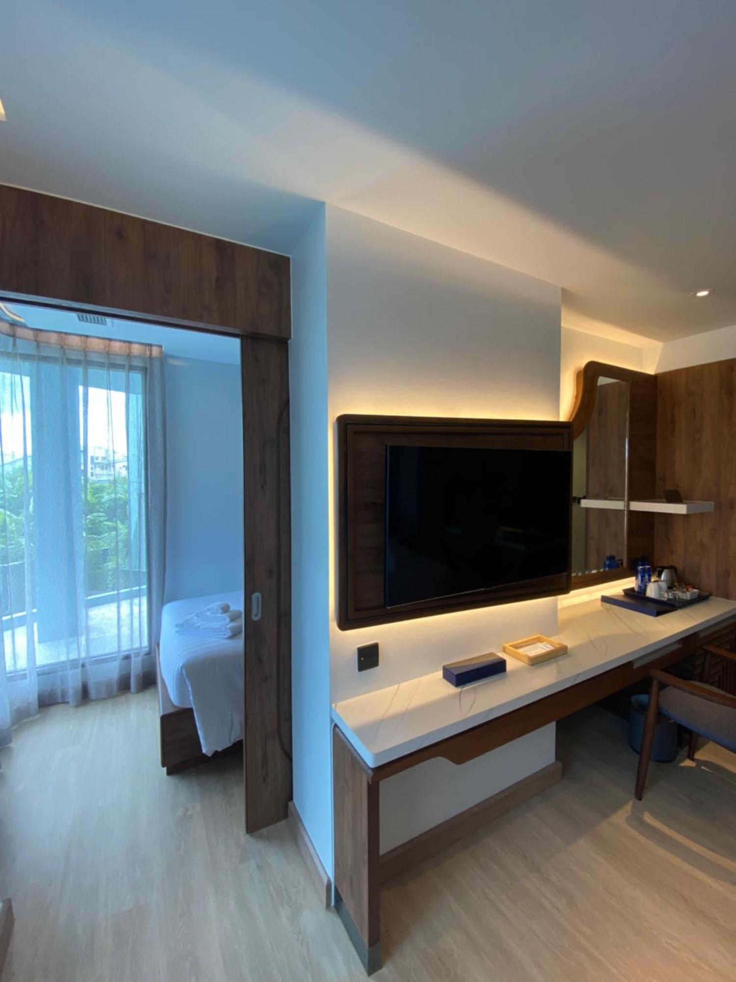 The Oceanic Sportel Phuket - Sha Extra Plus Eksteriør bilde A room at the hotel